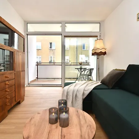 Totu Abrahama With Balcony Appartamento *